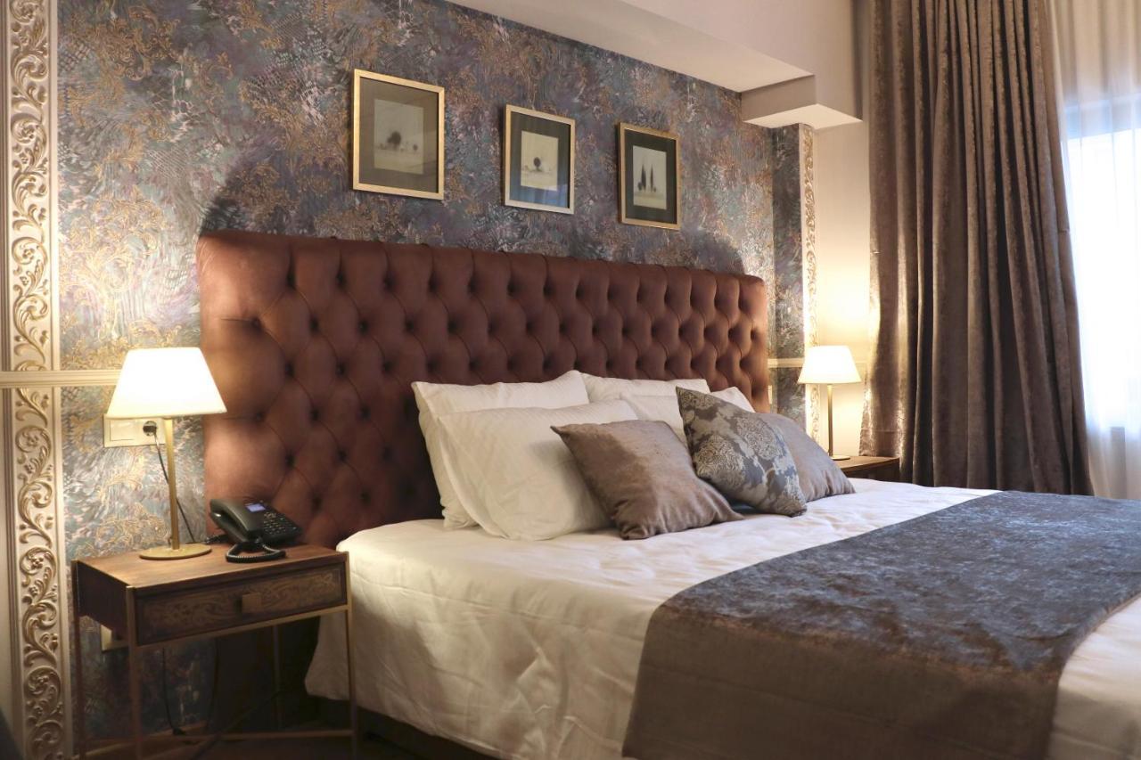 Omart Hotel - Gallery تبليسي المظهر الخارجي الصورة