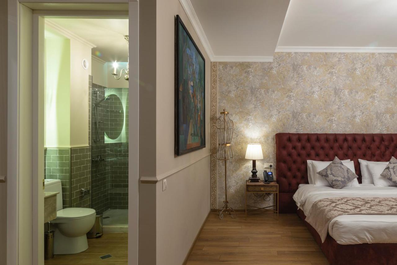 Omart Hotel - Gallery تبليسي المظهر الخارجي الصورة