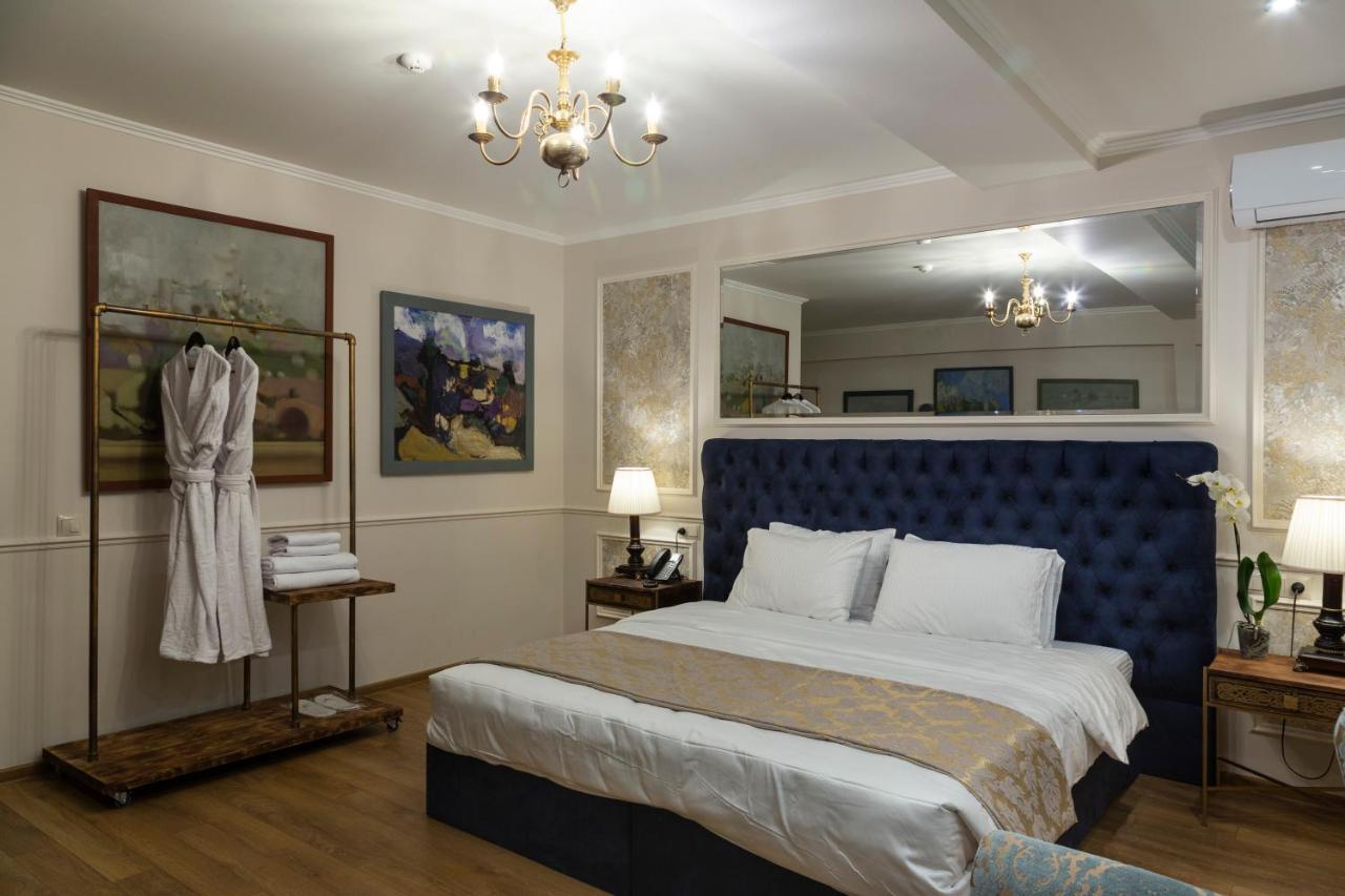 Omart Hotel - Gallery تبليسي المظهر الخارجي الصورة