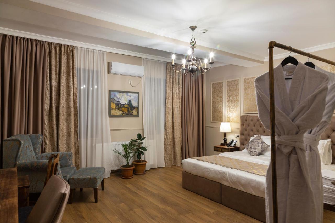 Omart Hotel - Gallery تبليسي المظهر الخارجي الصورة