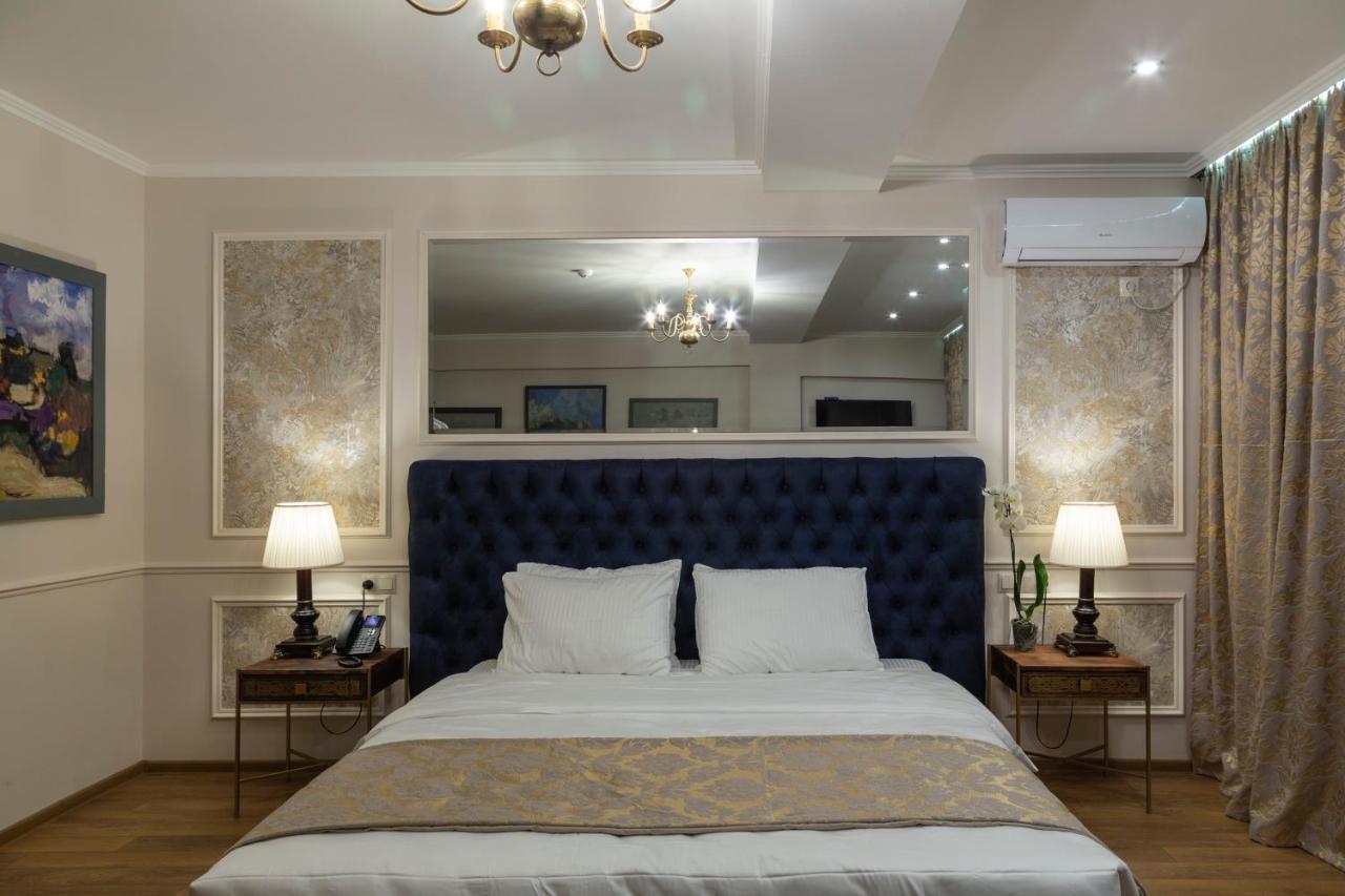 Omart Hotel - Gallery تبليسي المظهر الخارجي الصورة