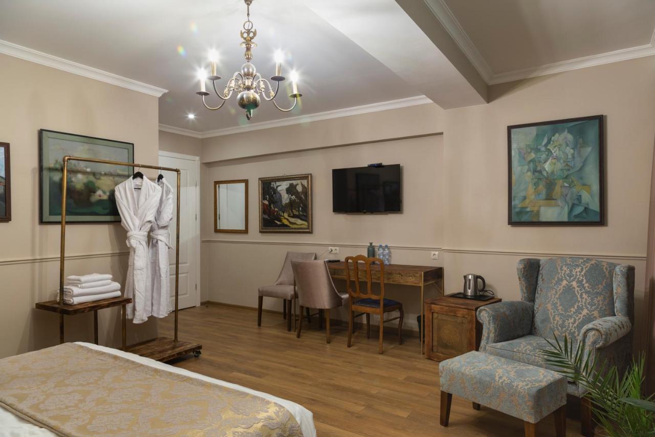 Omart Hotel - Gallery تبليسي المظهر الخارجي الصورة